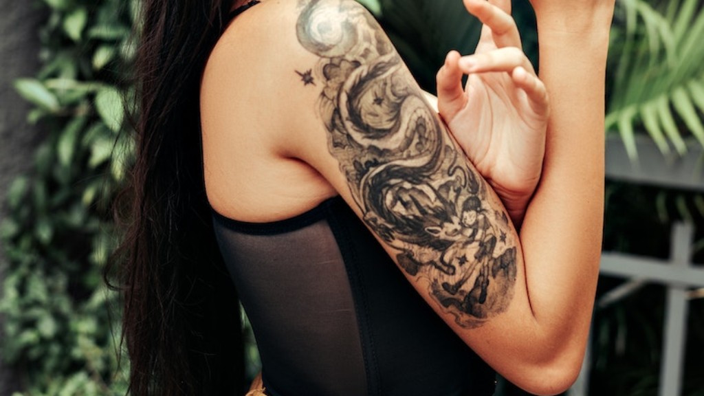 Kristen Bell este într-adevăr acoperită de tatuaje